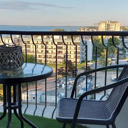 Life Apartment *